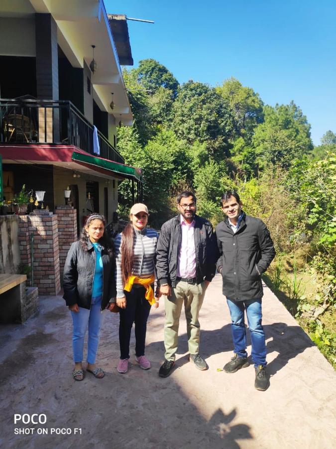 The Asgard Kasauli Bed & Breakfast ภายนอก รูปภาพ